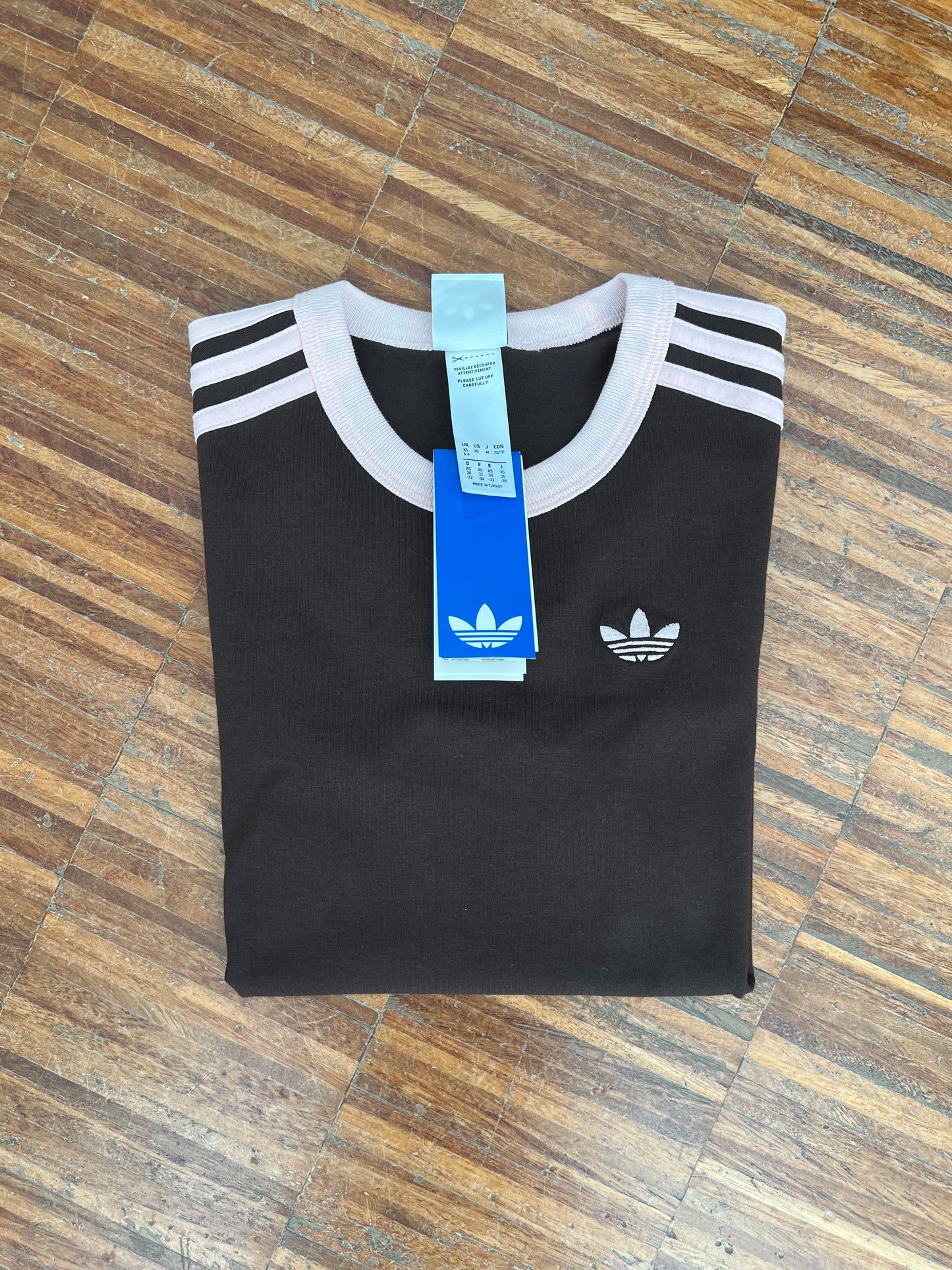 Adidas Originals T-Shirt Donna – Marrone / Bande Rosa
