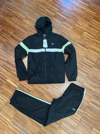 tuta Lacoste microfibra