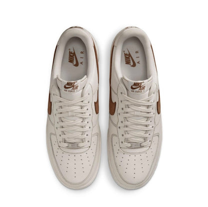 Nike Air Force 1 '07 LV8