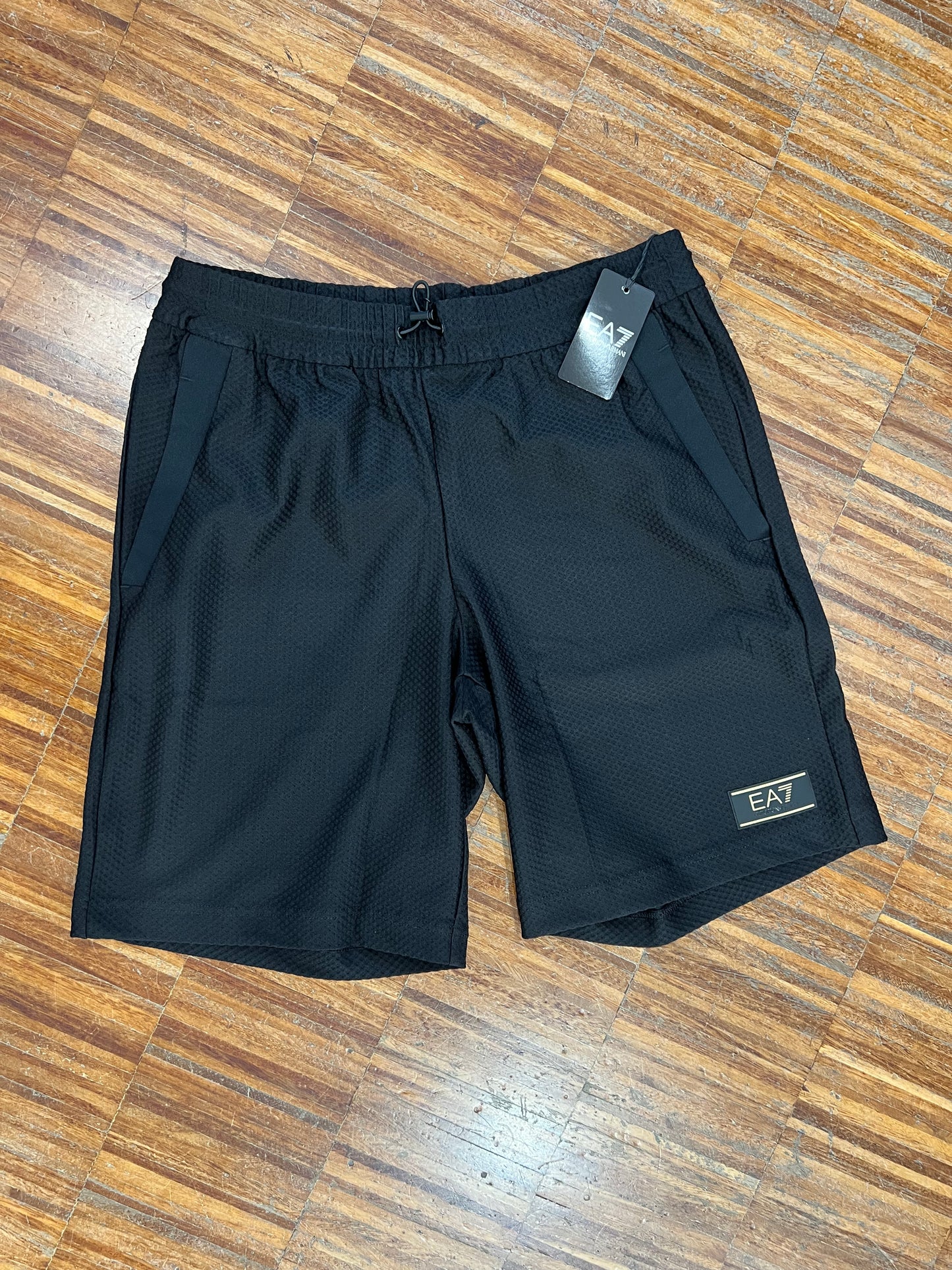 EA7 Emporio Armani – Pantaloncino in Tessuto Tecnico