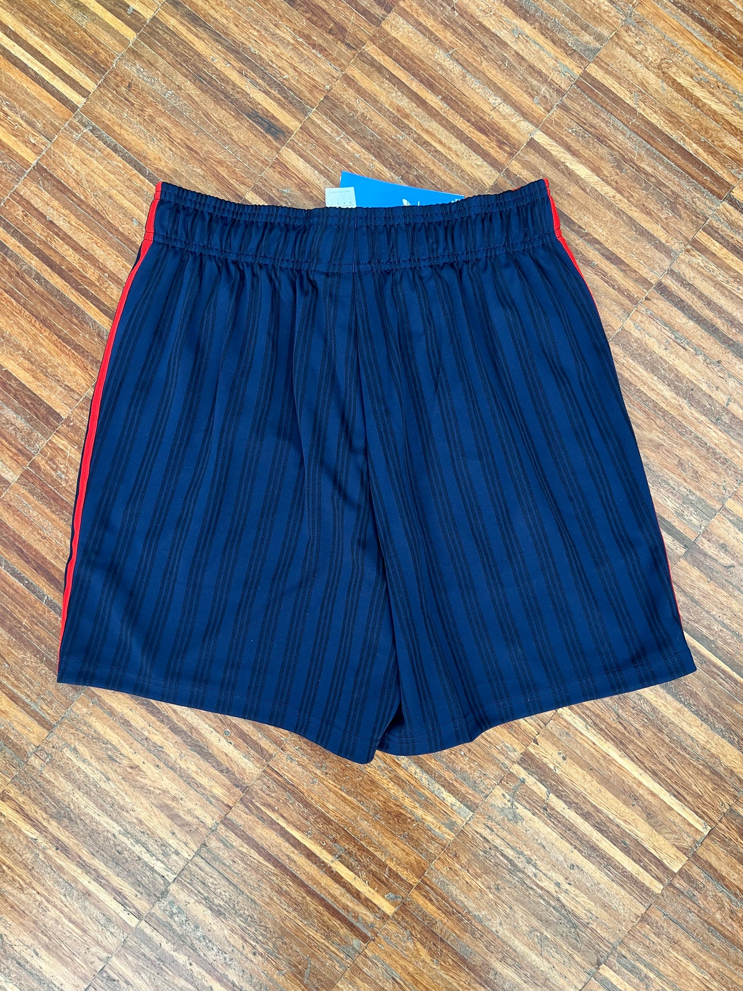 Adidas Arsenal Completino 2026 – T-Shirt + Pantaloncino