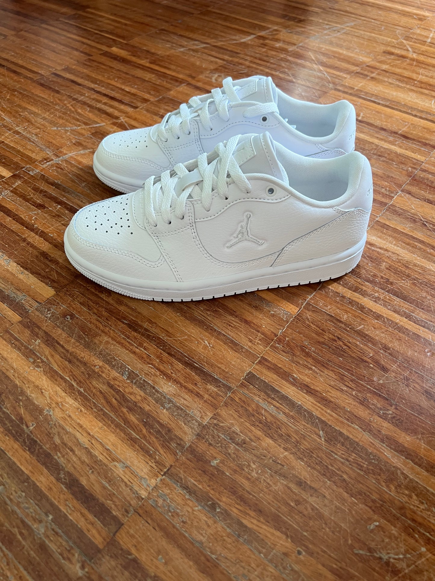 Nike Jordan Court Connect Low GS