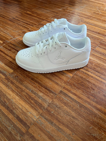 Nike Jordan Court Connect Low GS