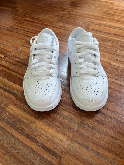 Nike Jordan Court Connect Low GS