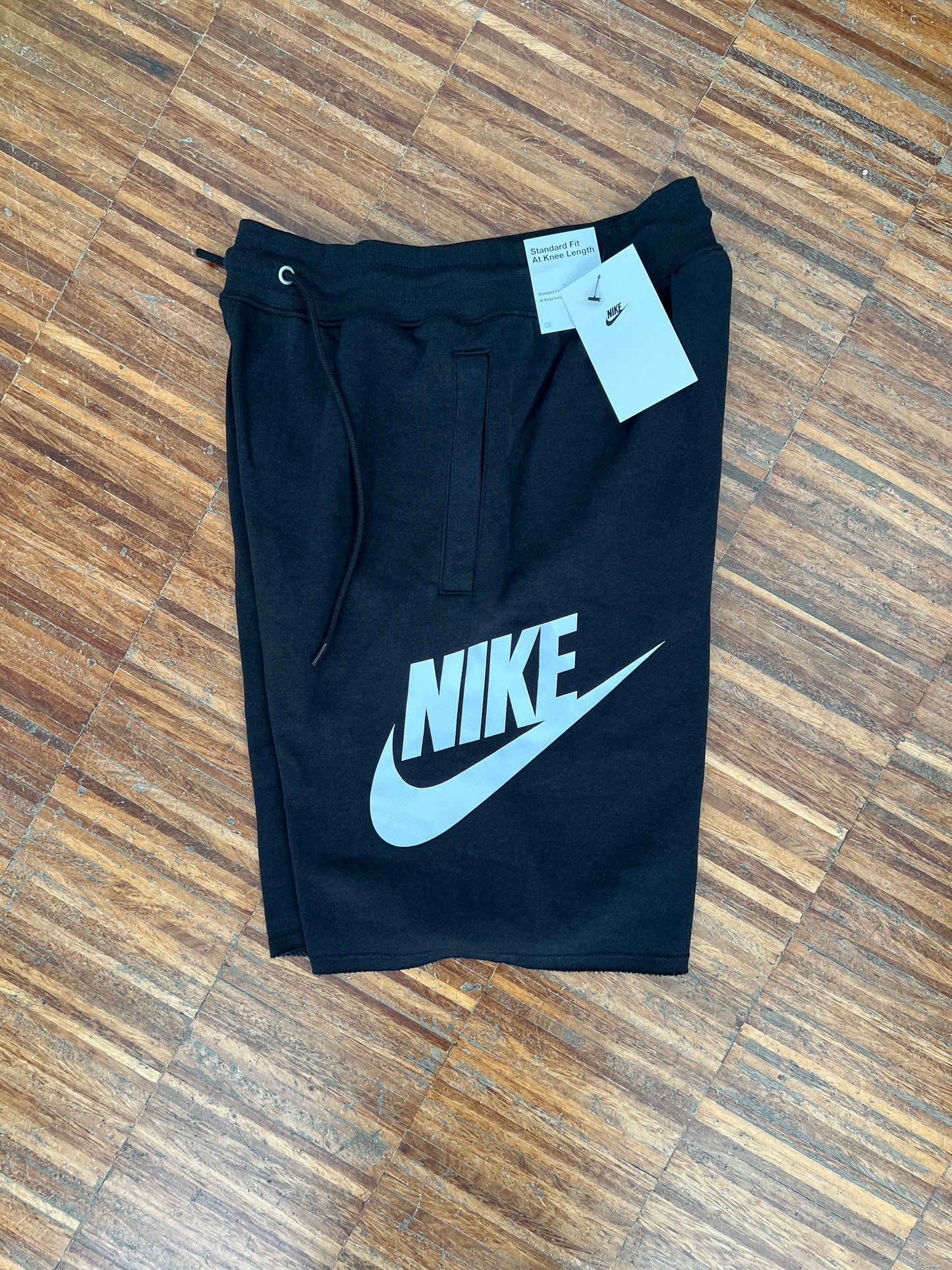 Nike Pantaloncino Uomo – Nero / Scritta Bianca