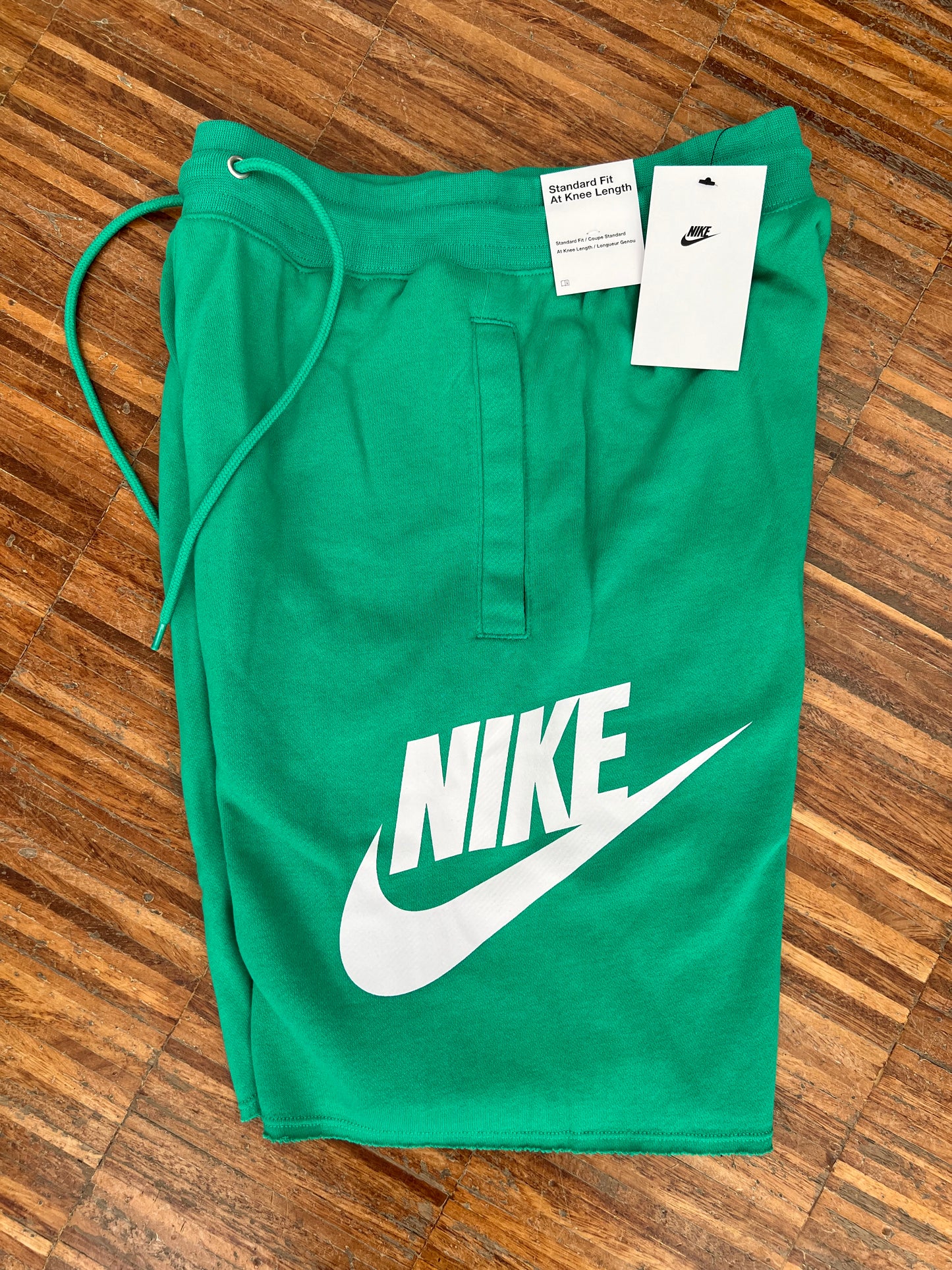 Nike Pantaloncino Uomo – Verde / Scritta Bianca