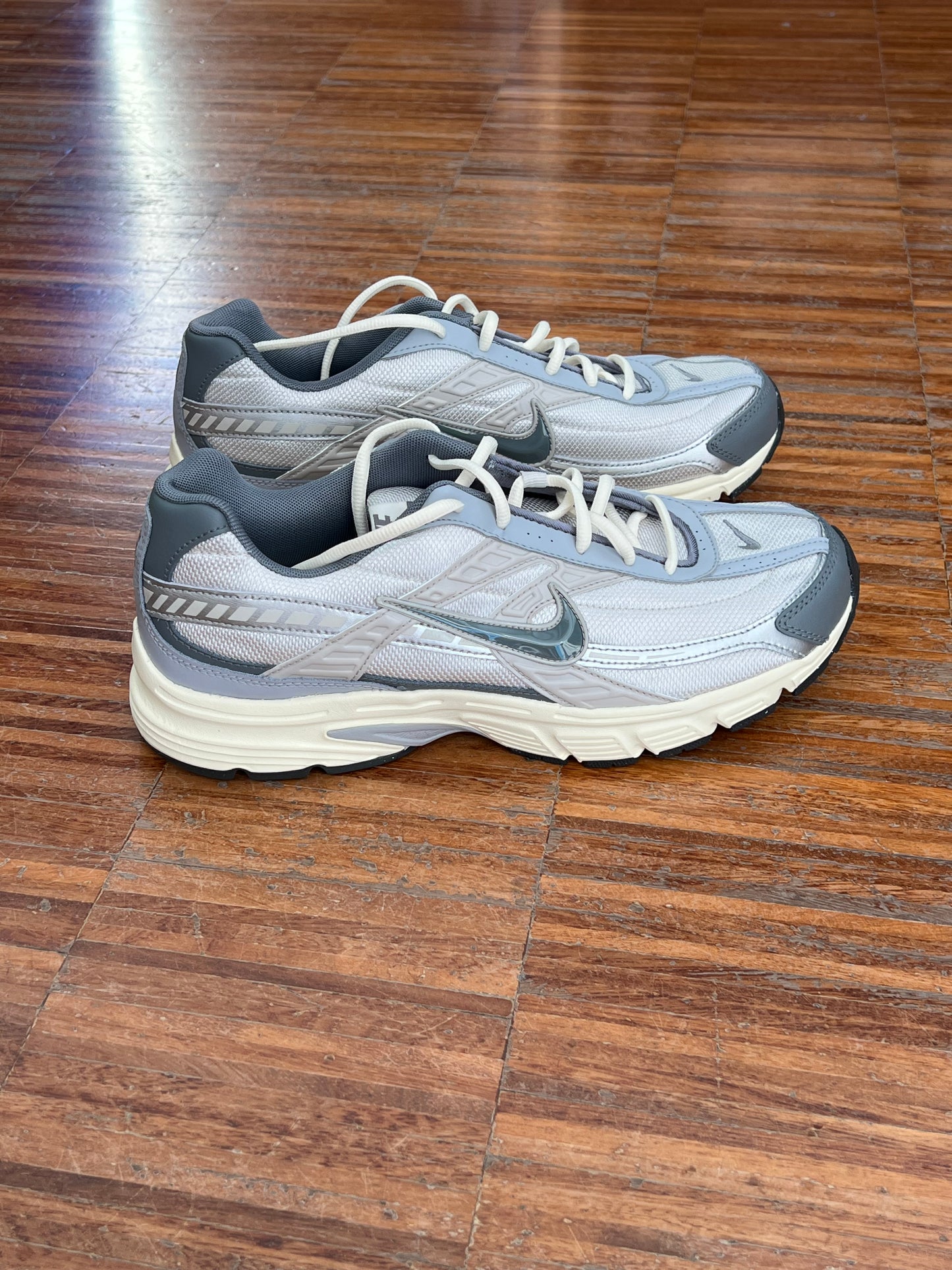 Nike Initiator HQ1179-001