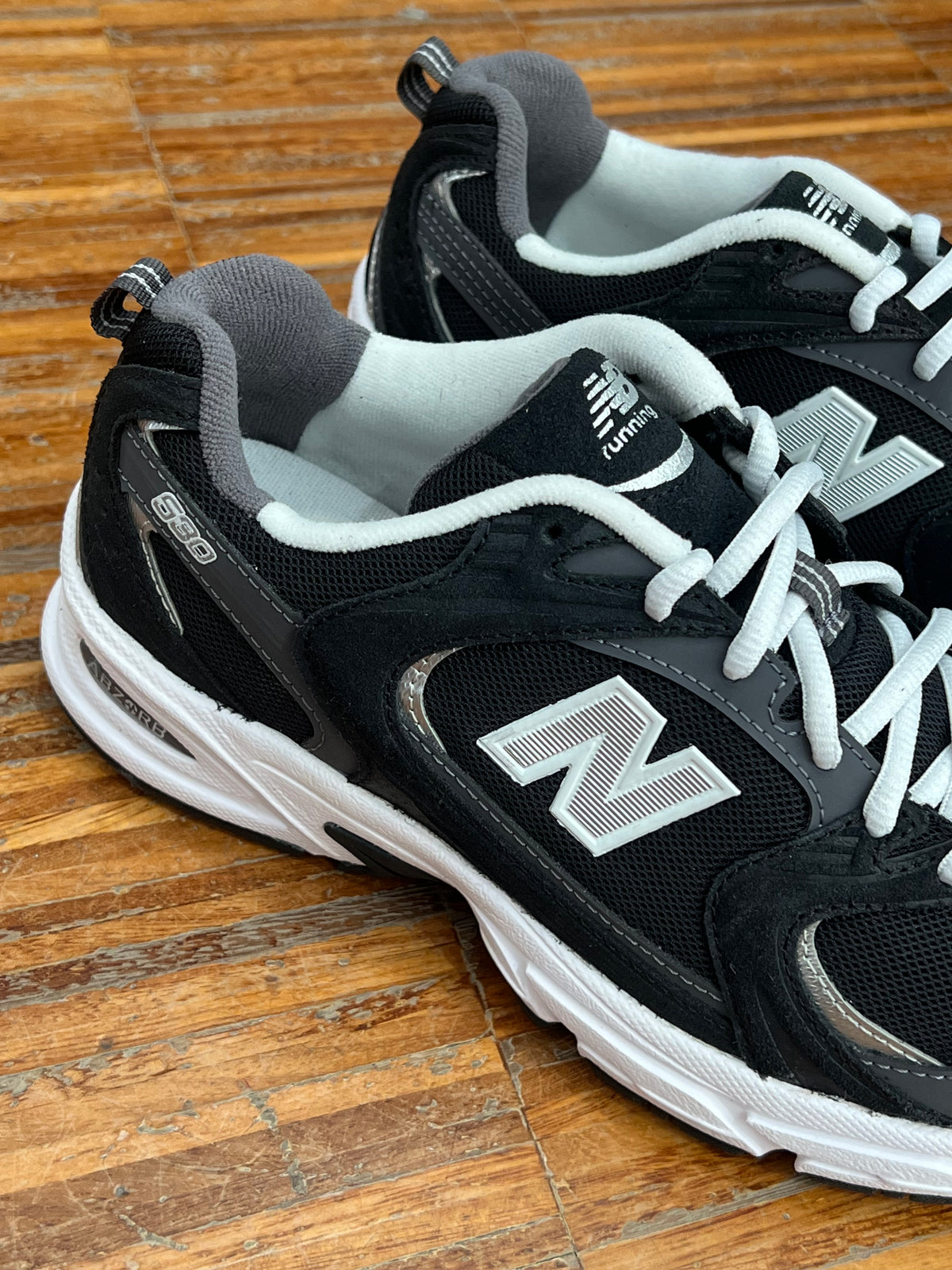 New Balance 530